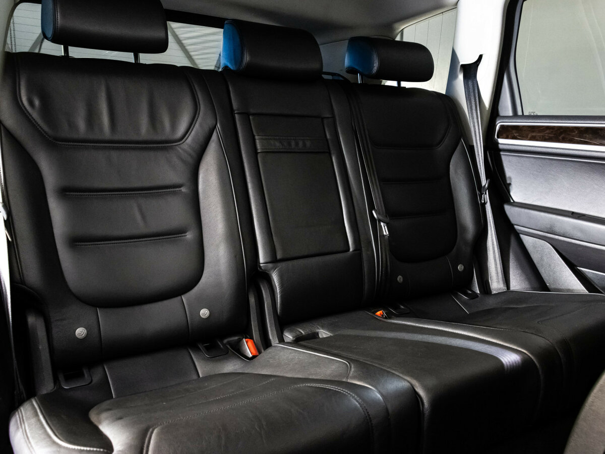 Фольксваген Туарег б/у, 2012, Автоматическая. Фото: #19