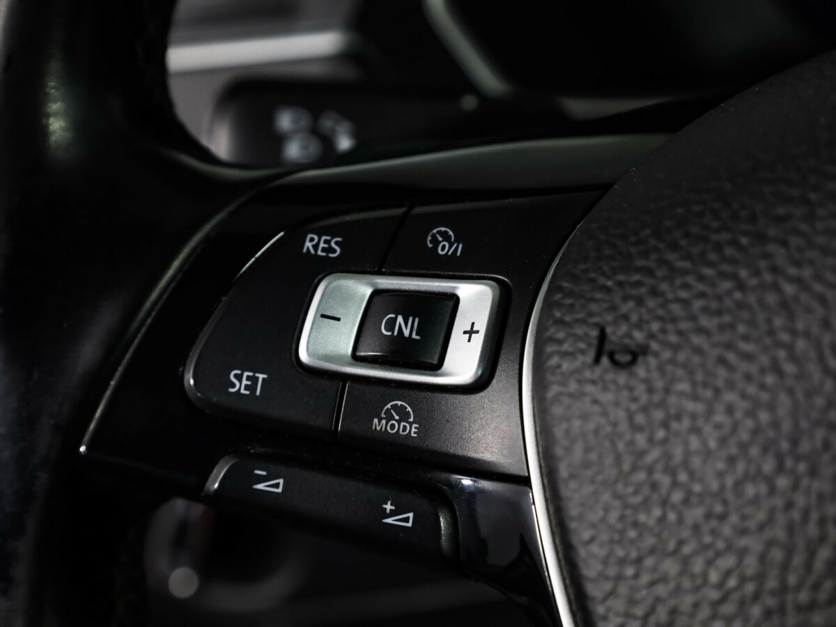 Фольксваген Тигуан б/у, 2017, Роботизированная. Фото: #9