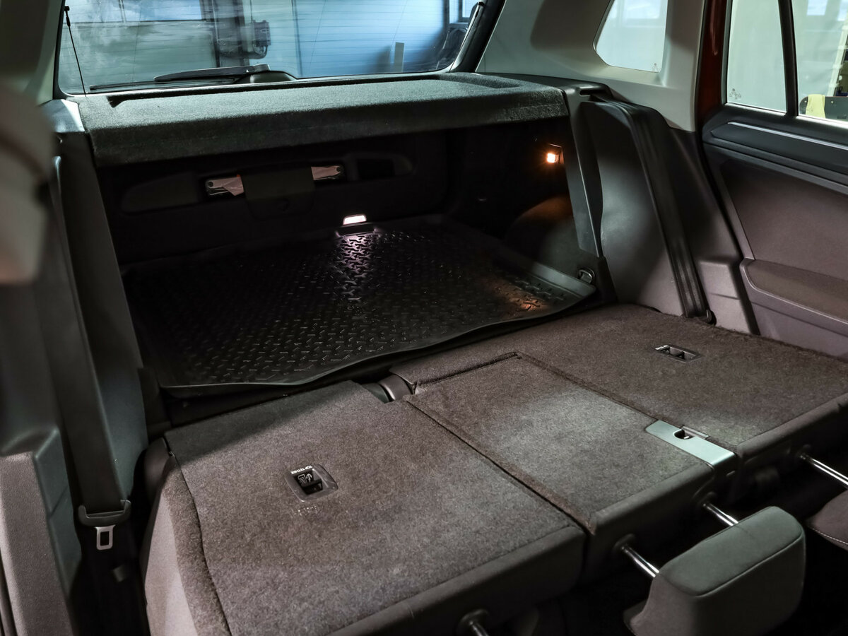 Фольксваген Тигуан б/у, 2017, Роботизированная. Фото: #25