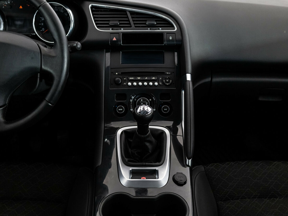 Пежо 3008 б/у, 2014, Механическая. Фото: #8