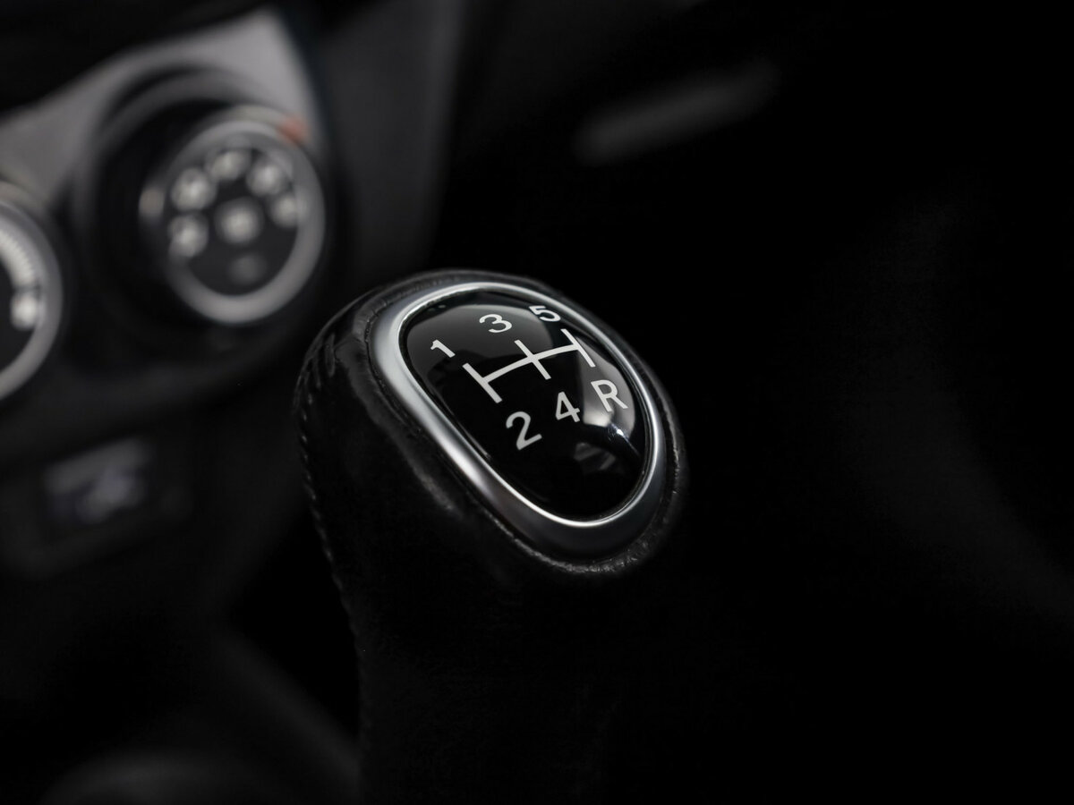 Митсубиши АС-Икс б/у, 2014, Механическая. Фото: #13