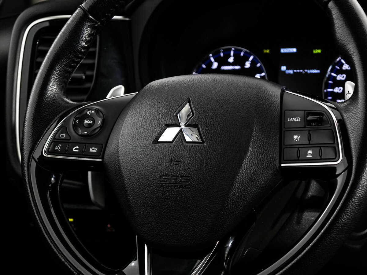 Митсубиши Оутлэндер б/у, 2018, Автоматическая. Фото: #8