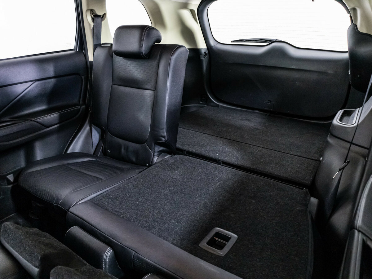 Митсубиши Оутлэндер б/у, 2018, Автоматическая. Фото: #17