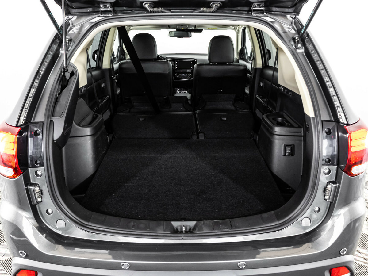 Митсубиши Оутлэндер б/у, 2018, Автоматическая. Фото: #22