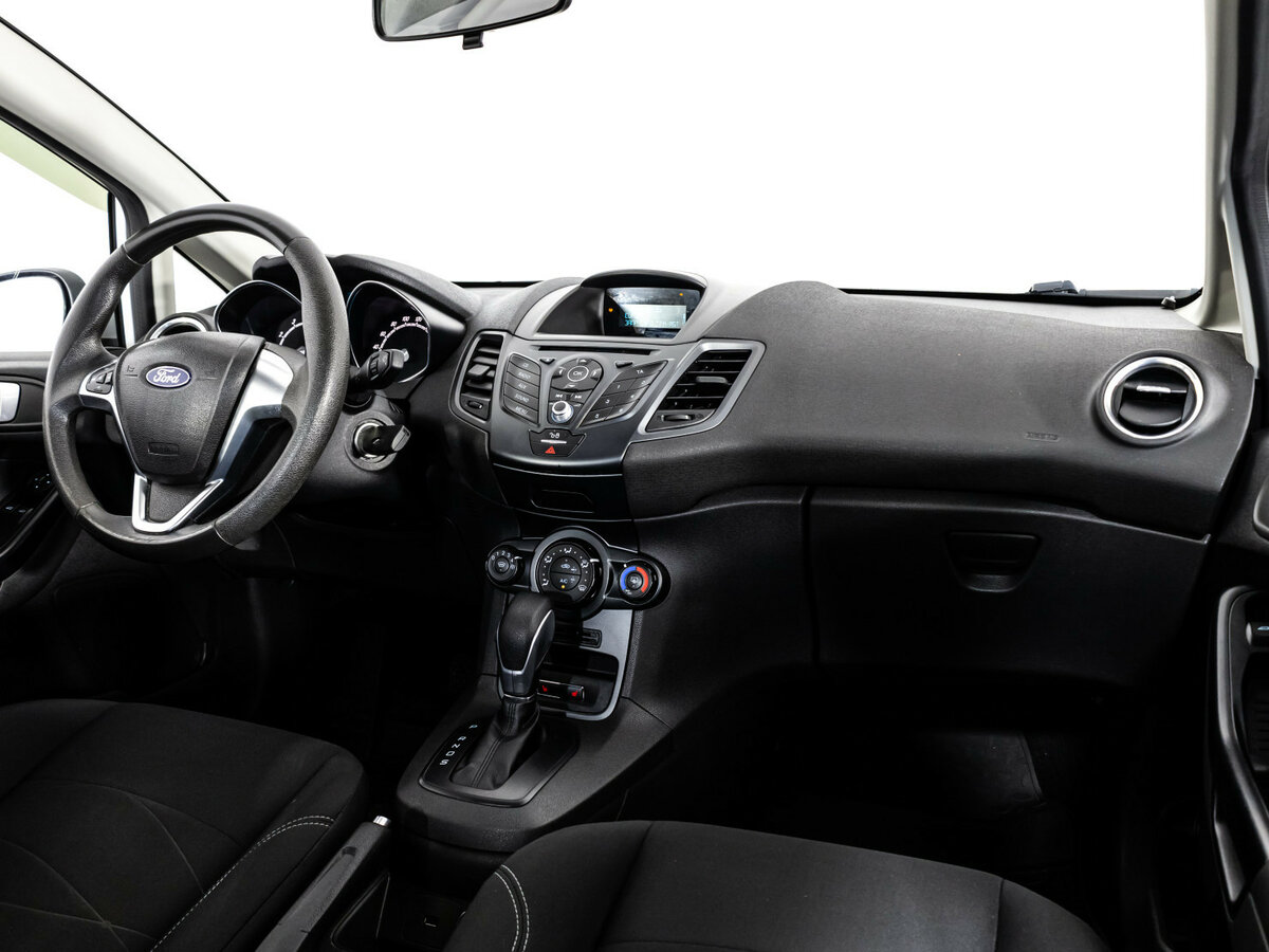 Форд Фиеста б/у, 2016, Роботизированная. Фото: #6