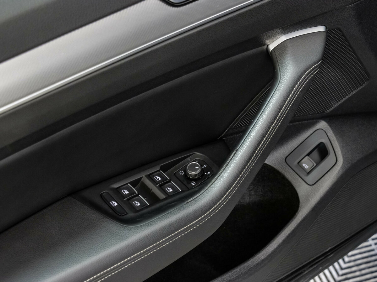 Фольксваген Пассат б/у, 2018, Роботизированная. Фото: #12