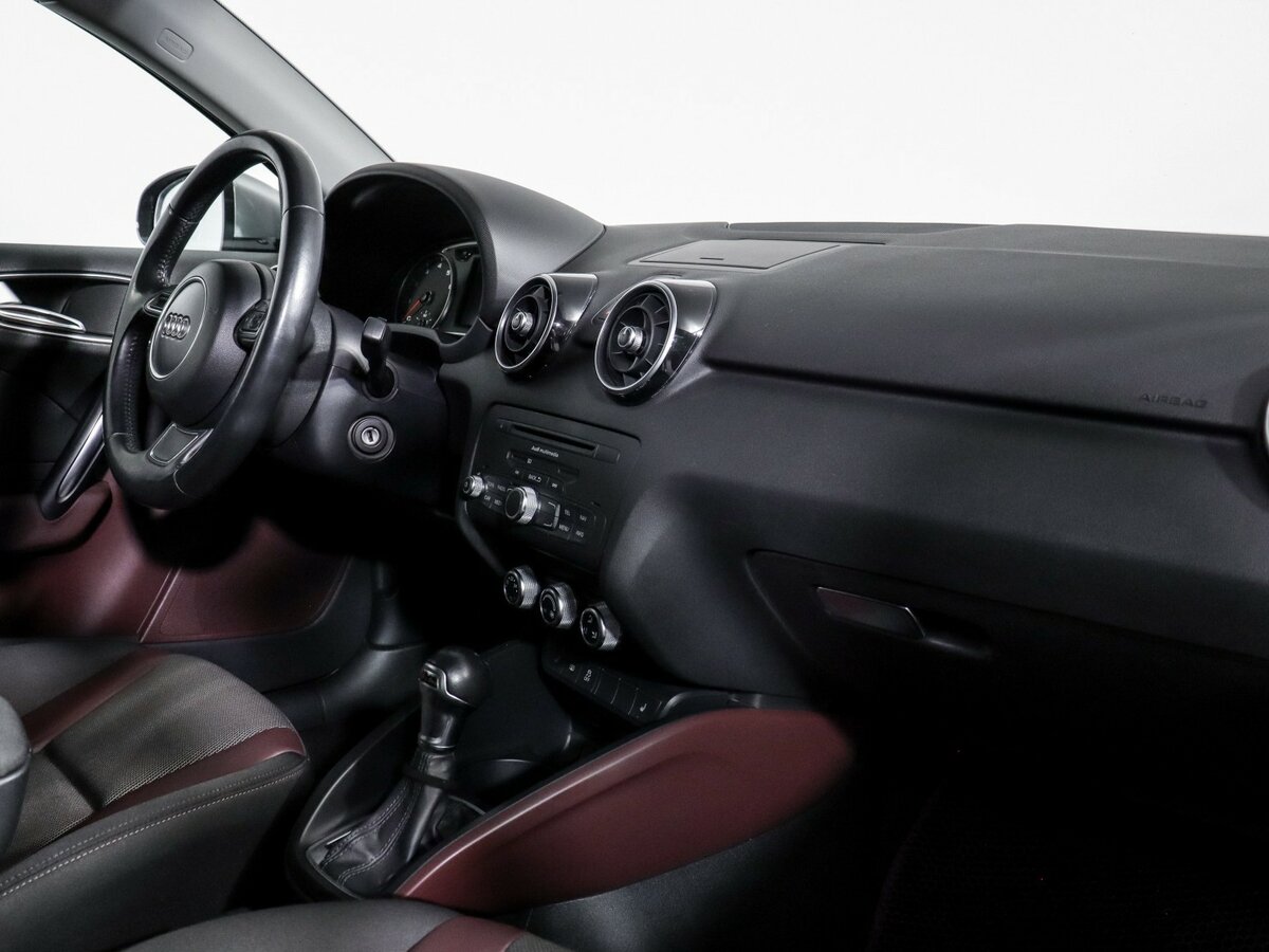 Ауди А1 б/у, 2014, Роботизированная. Фото: #6