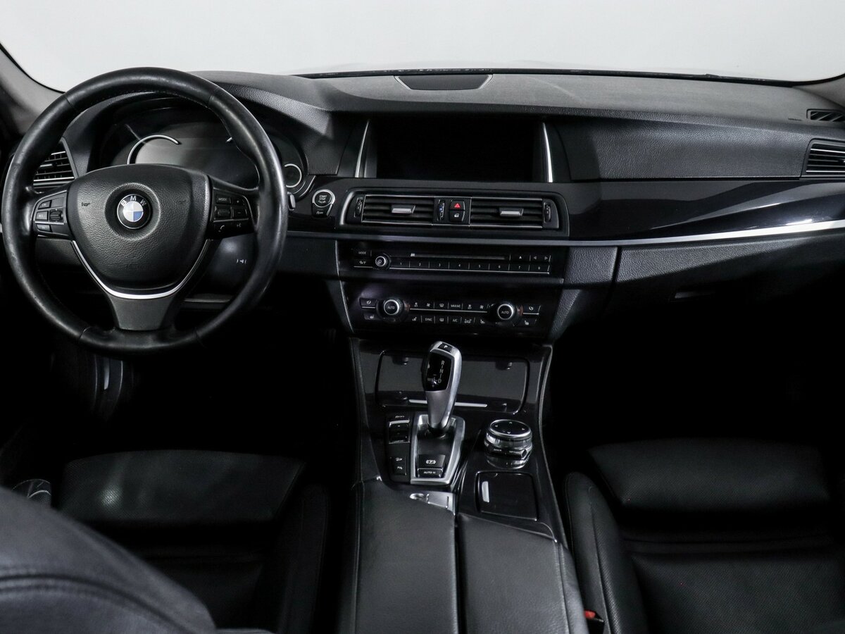 БМВ 5 серии б/у, 2014, Автоматическая. Фото: #6