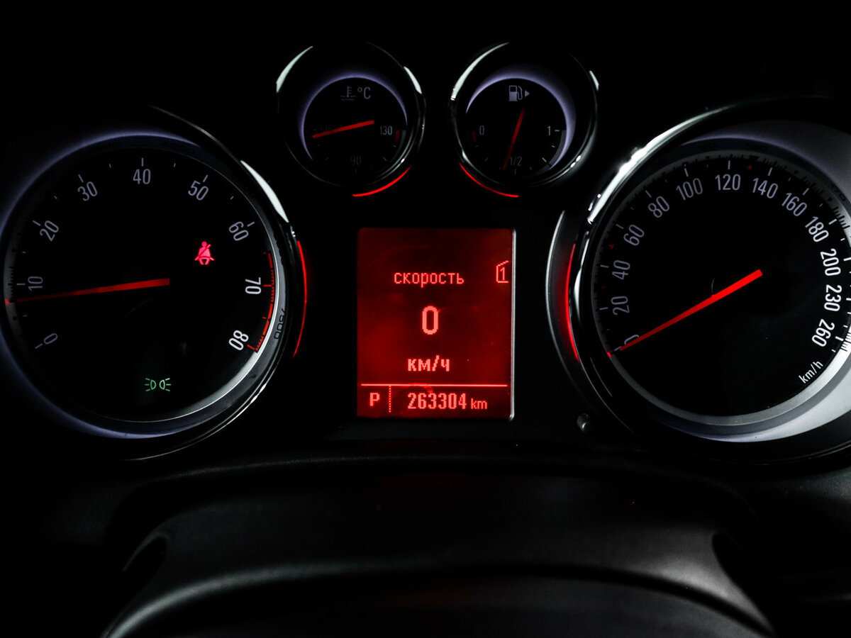 Опель Астра б/у, 2012, Автоматическая. Фото: #8