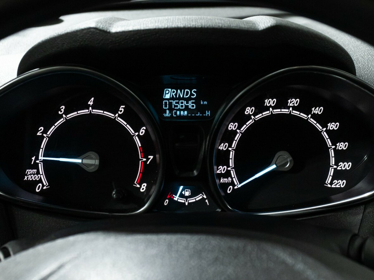 Форд Фиеста б/у, 2016, Роботизированная. Фото: #11