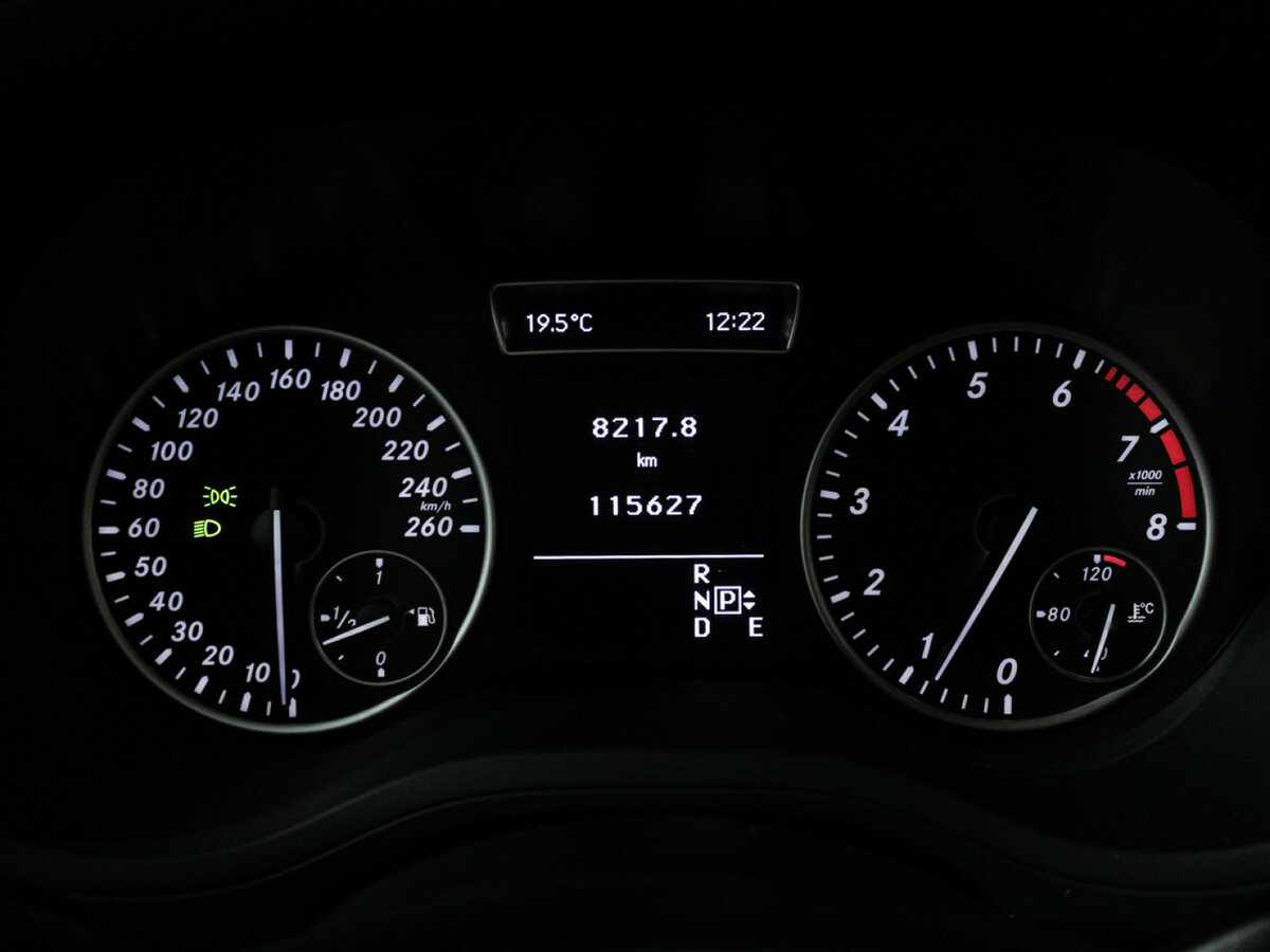 Мерседес-Бенц Б-Класс б/у, 2014, Роботизированная. Фото: #11