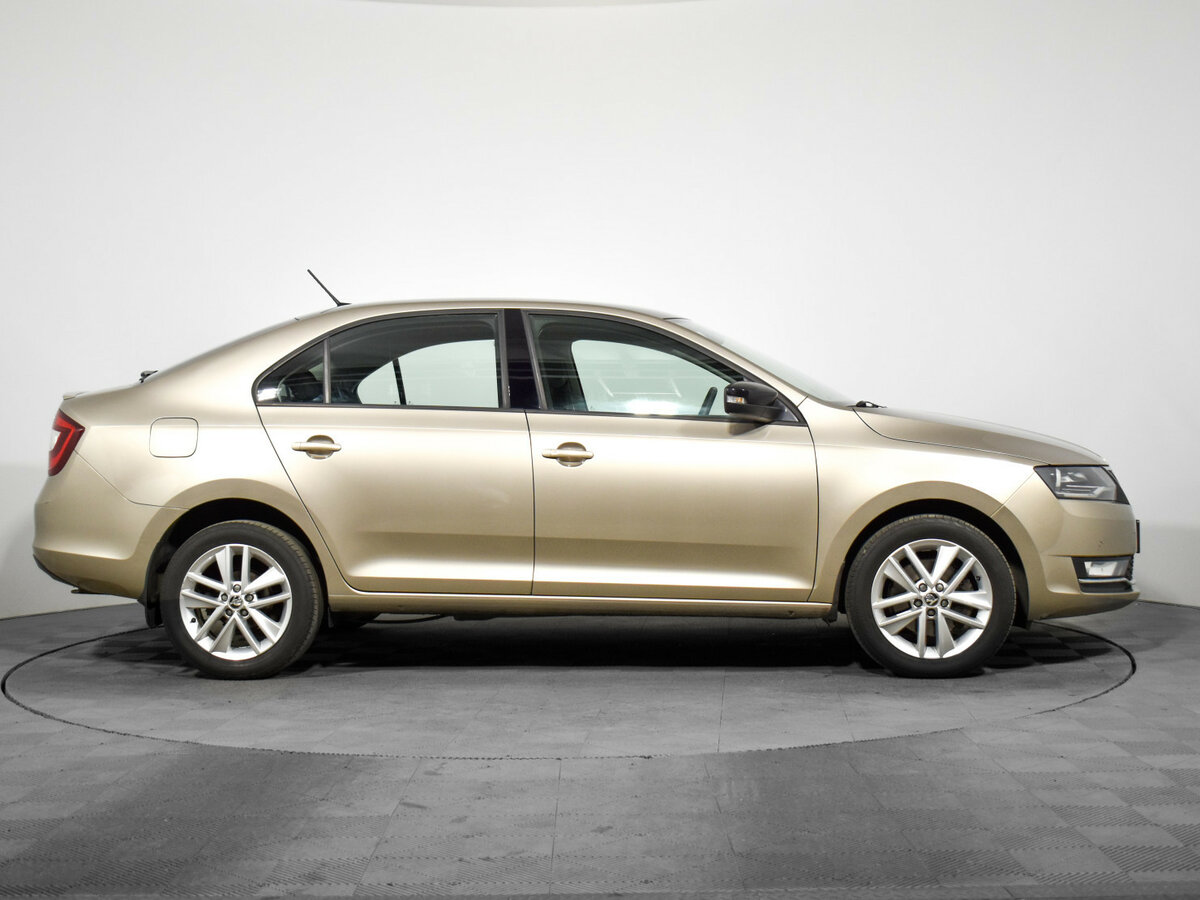 Шкода Рапид б/у, 2019, Роботизированная. Фото: #3