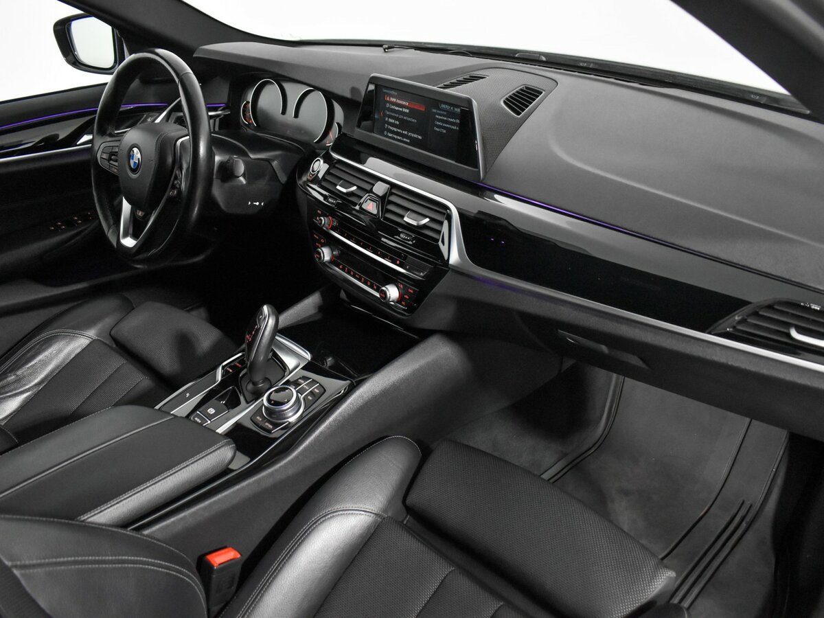 БМВ 5 серии б/у, 2017, Автоматическая. Фото: #11