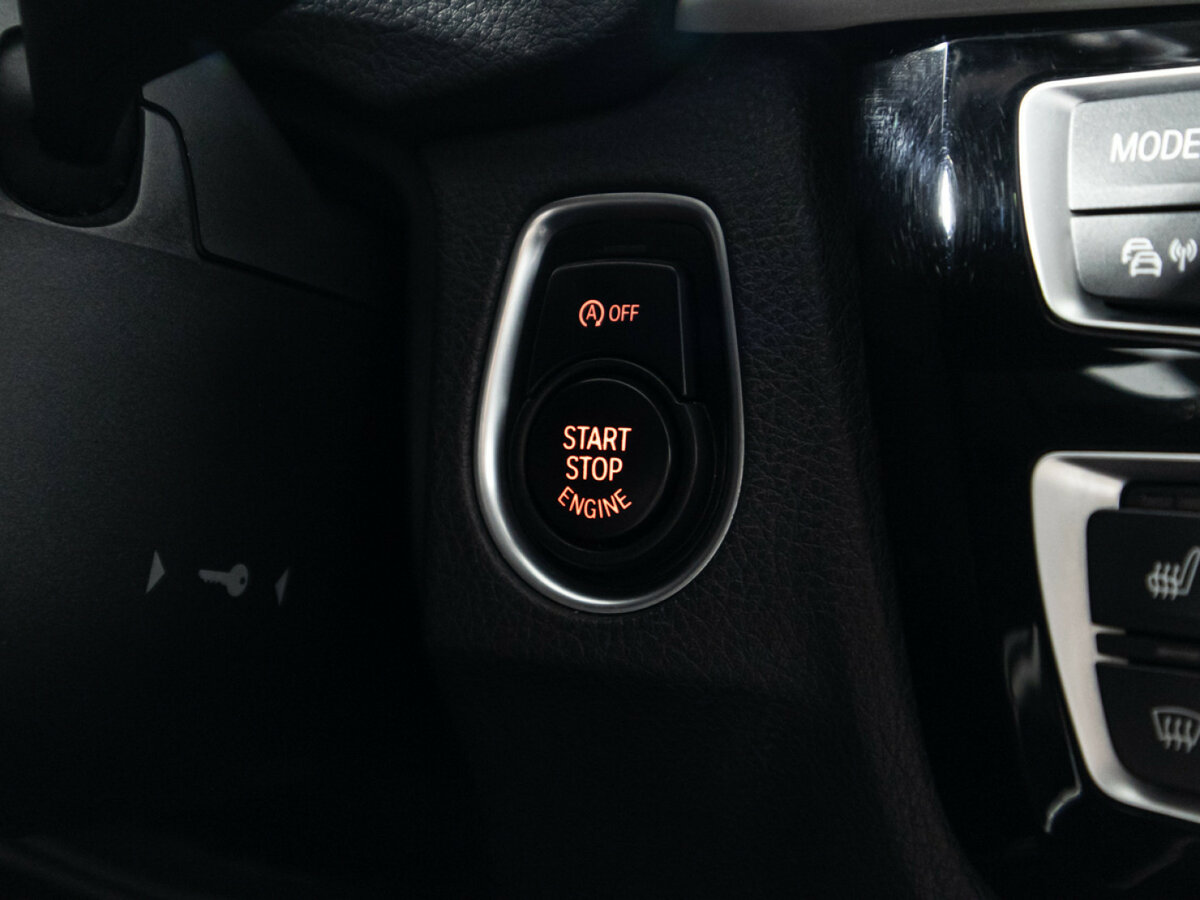 БМВ 3 серии б/у, 2017, Автоматическая. Фото: #13