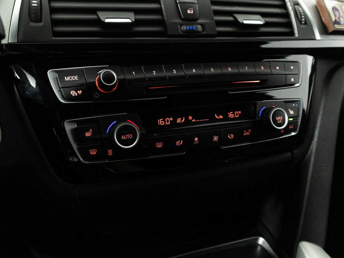 БМВ 3 серии б/у, 2016, Автоматическая. Фото: #16