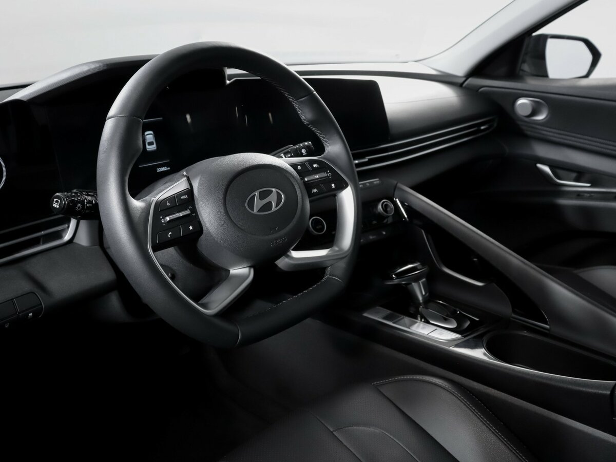 Хендай Елантра б/у, 2023, Вариатор. Фото: #10