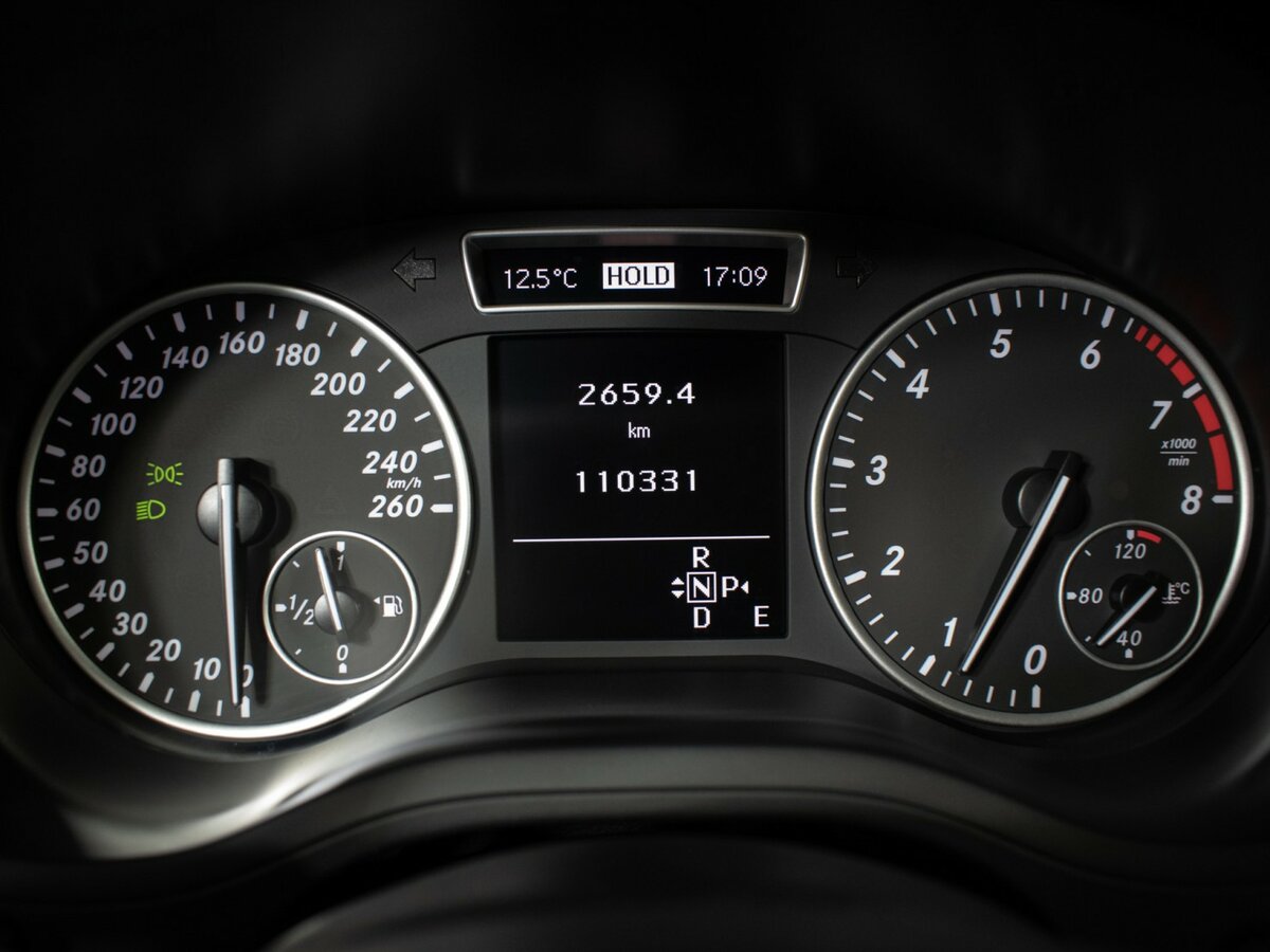 Мерседес-Бенц Б-Класс б/у, 2014, Роботизированная. Фото: #10