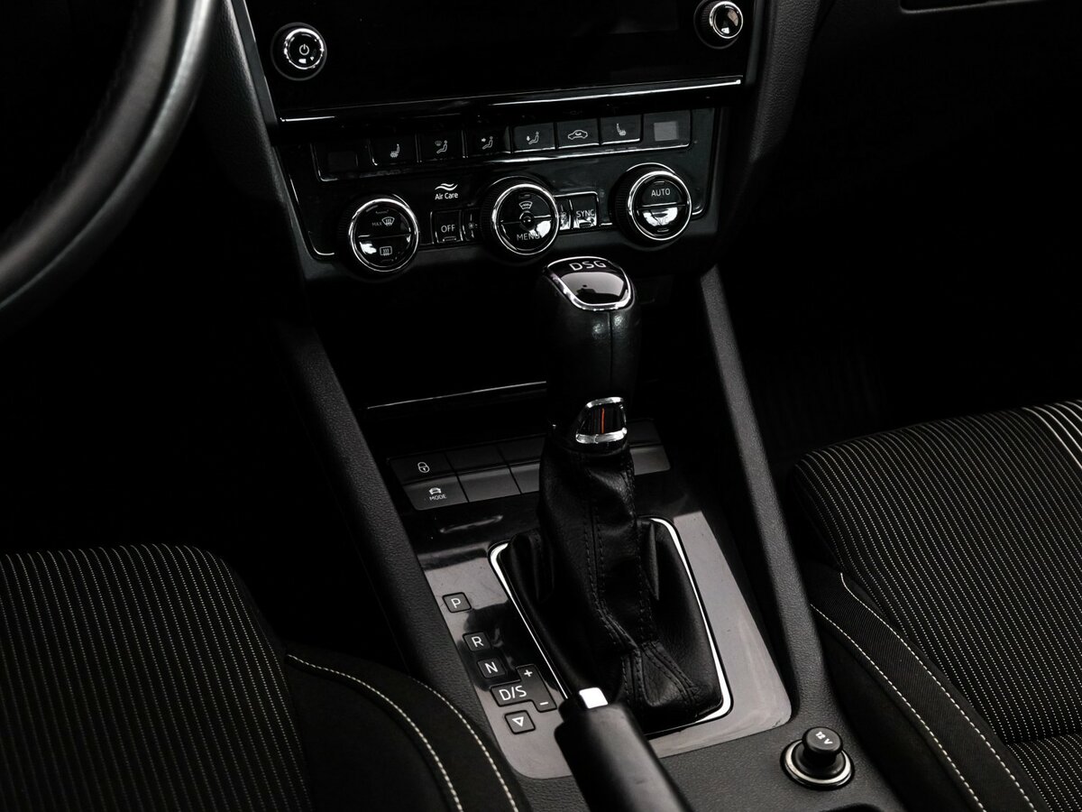 Шкода Октавия б/у, 2019, Роботизированная. Фото: #8