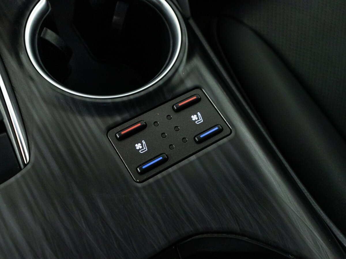 Тойота Камри б/у, 2021, Автоматическая. Фото: #21