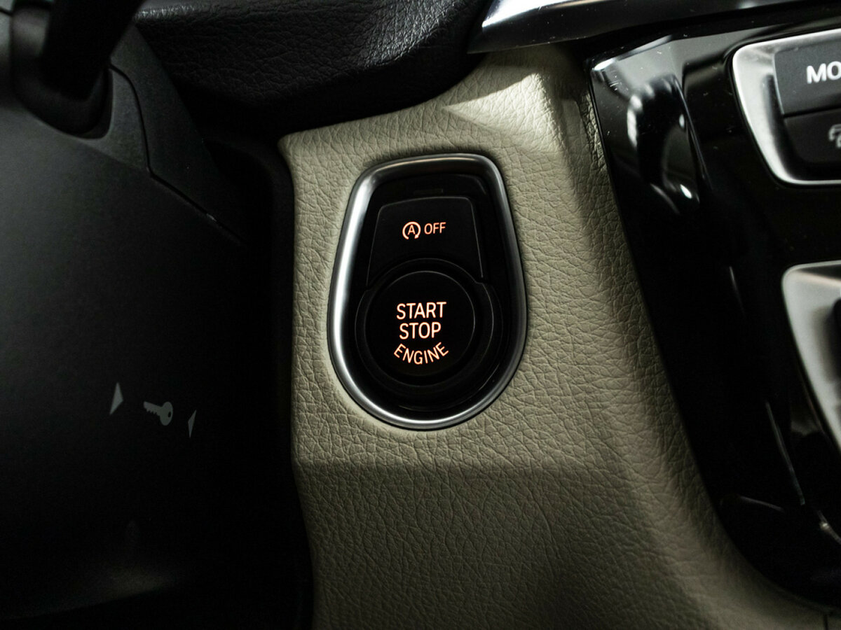 БМВ 3 серии б/у, 2016, Автоматическая. Фото: #16