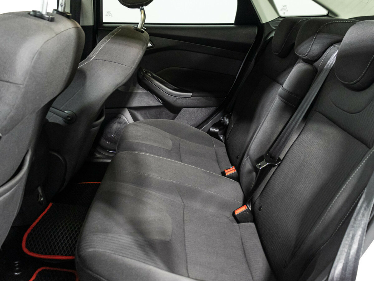 Форд Фокус б/у, 2012, Механическая. Фото: #9