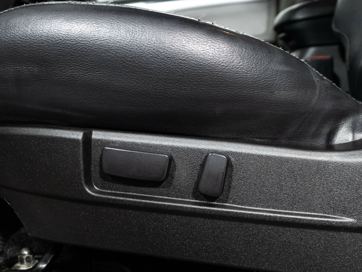 Митсубиши Паджеро Спорт б/у, 2013, Автоматическая. Фото: #11