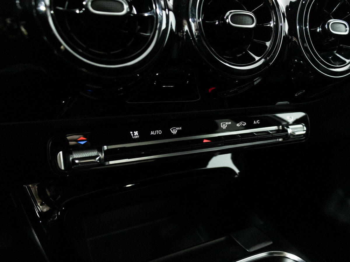 Мерседес-Бенц А-Класс б/у, 2019, Роботизированная. Фото: #14